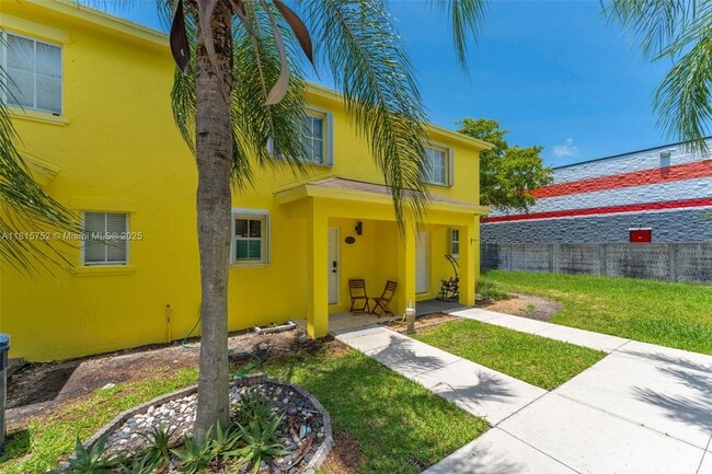 Foto del edificio - 19524 SW 103rd Ct