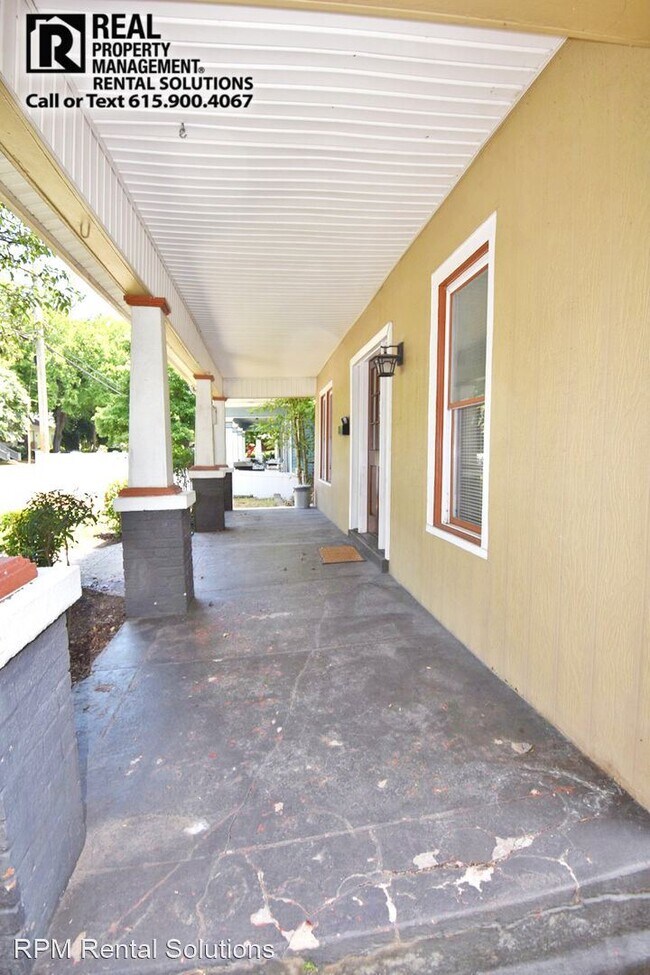 Building Photo - 3 br, 1.5 bath House - 1616 Fatherland Street