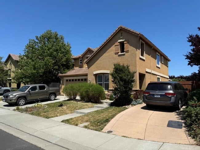 Building Photo - Modern 3 Bedroom 2 Story w/ RV Parking and...