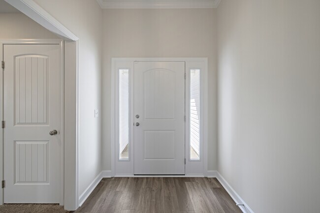 Foto del edificio - 8850 Snelling Dr