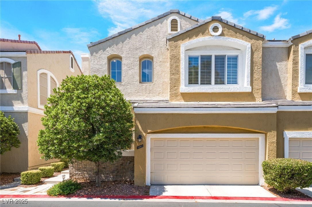 Foto principal - 1005 Prestwick St