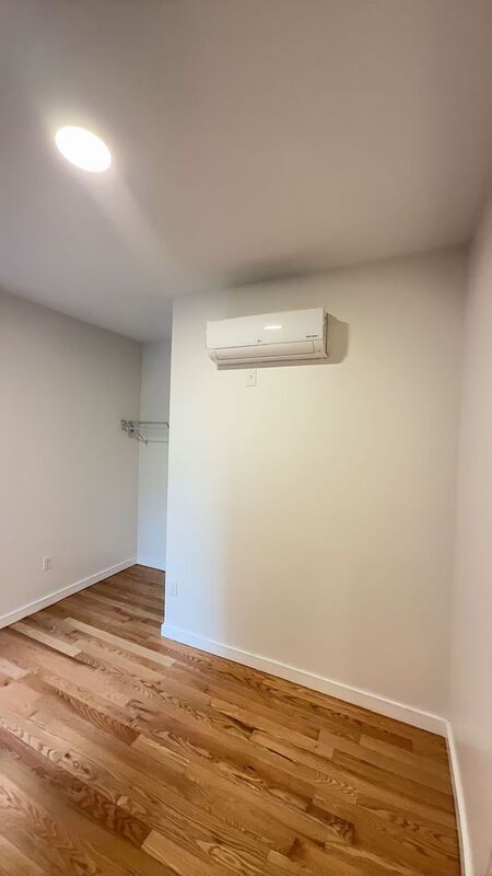 Foto del edificio - 2527 St Paul St