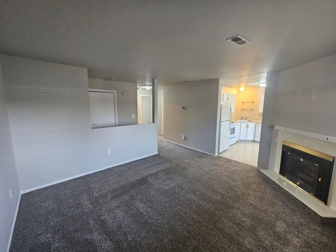 Primary Photo - The Perfect Blend of Comfort and Function