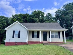 Building Photo - 357 Treeland Dr