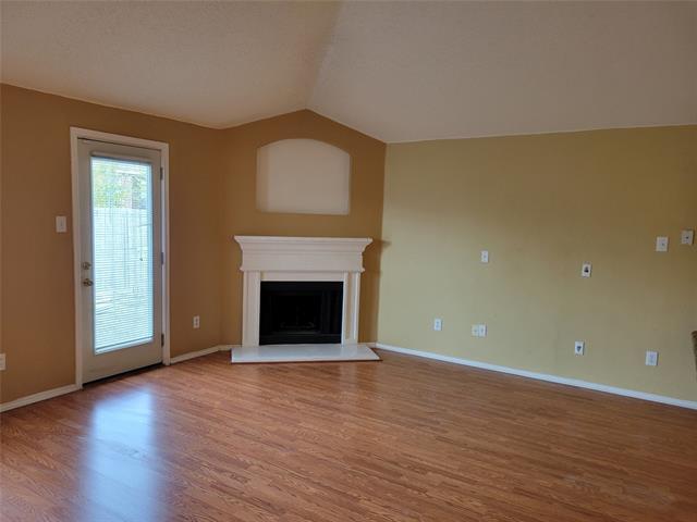 Foto del edificio - 9220 Nightingale Dr