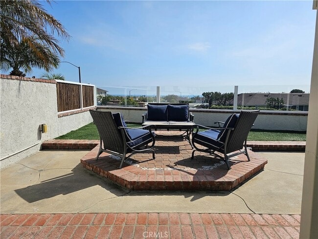 Building Photo - 2336 Avenida Marejada