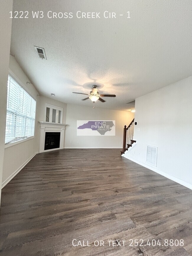 Foto del edificio - 1222-12W3 Cross Creek Cir