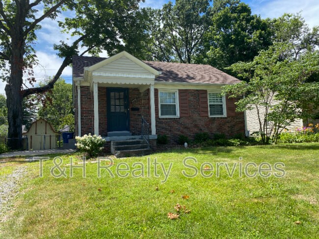Foto del edificio - 5536 Primrose Ave