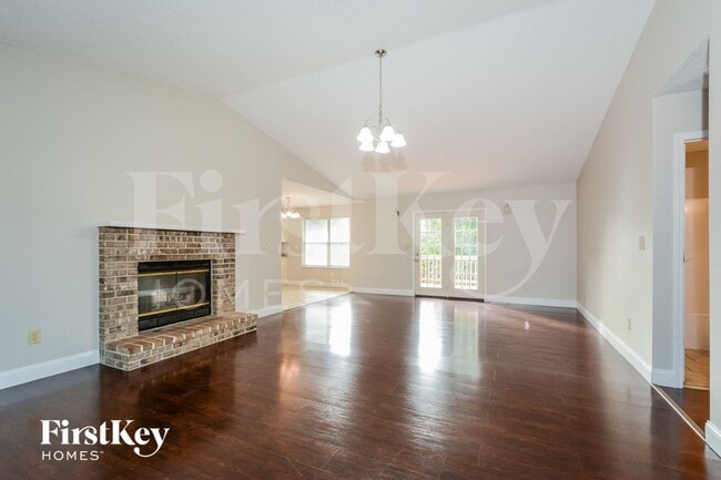 Building Photo - 2134 Willow Trace Dr