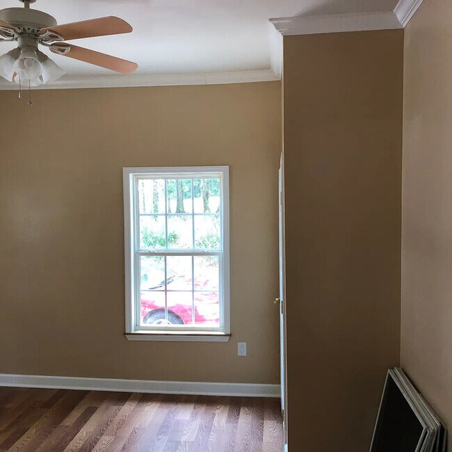 Foto del edificio - 123 N Norris Dr