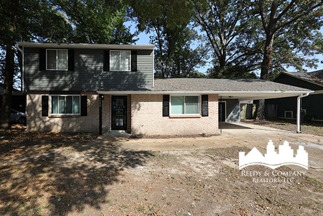 Building Photo - 4400 Spring Harbor Dr