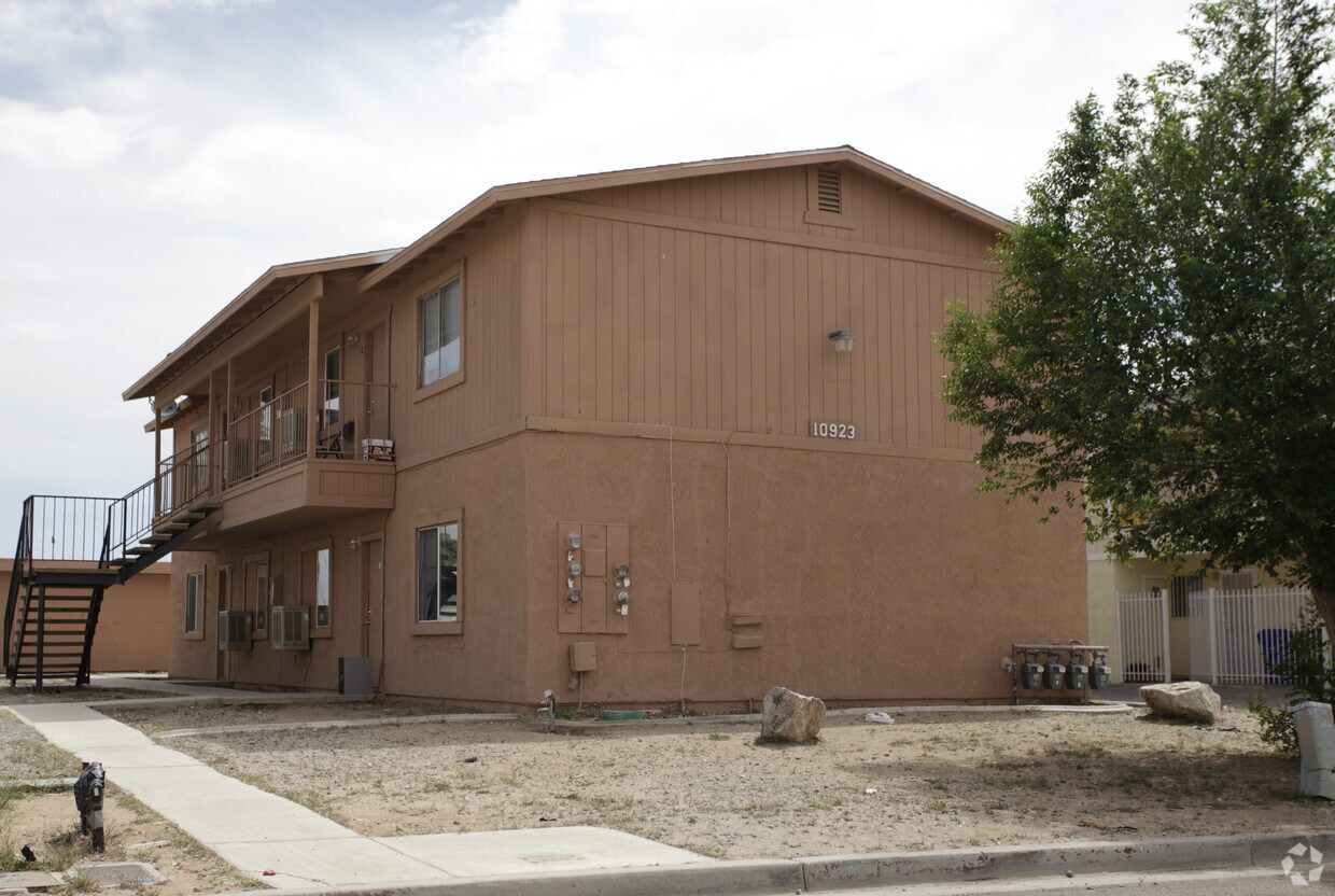 Primary Photo - 10923 Aztec Ln