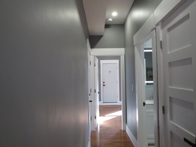 Foto del edificio - 32 Williams St