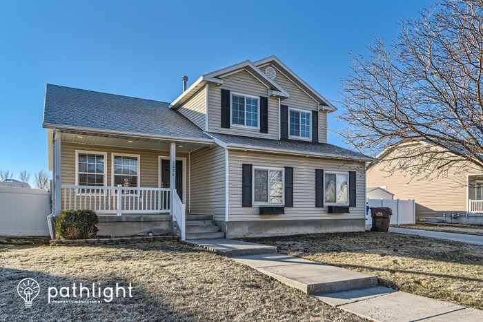 Primary Photo - 1334 E Hawk Way, Eagle Mountain, UT, 84005