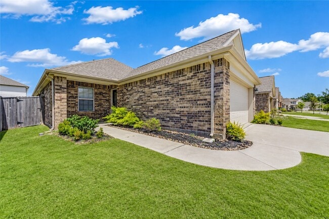 Building Photo - 19450 Rosali Meadow Dr