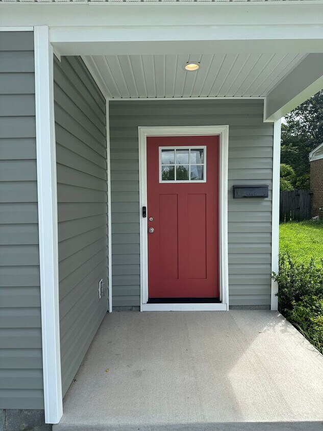 Primary Photo - Beautiful 3-bedroom, 2.5-bathroom home in ...