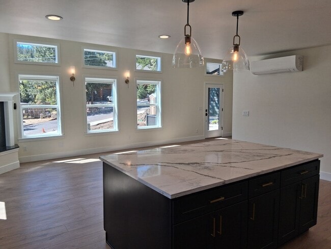 Building Photo - Newly Built Modern Home in the Heart of As...