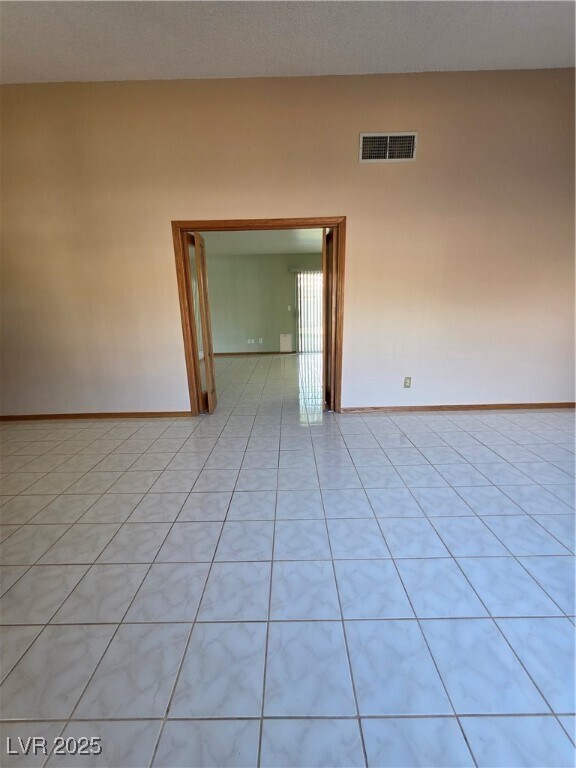 Building Photo - 422 Macbrey Dr