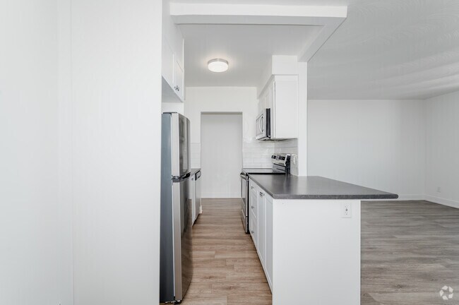 2 chambres, 1 salle de bain - 87 m² - Cuisine - 36 River Road East