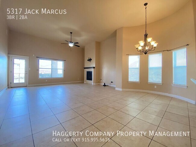 Building Photo - Northeast El Paso 3 Bed Refrig A/C