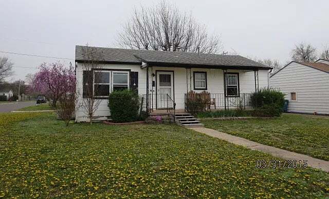 Photo - 910 Bell Dr House