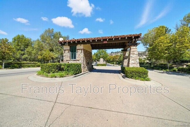 Building Photo - 27027 Sunningdale Way
