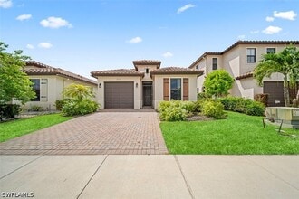 Building Photo - 5535 Useppa Dr