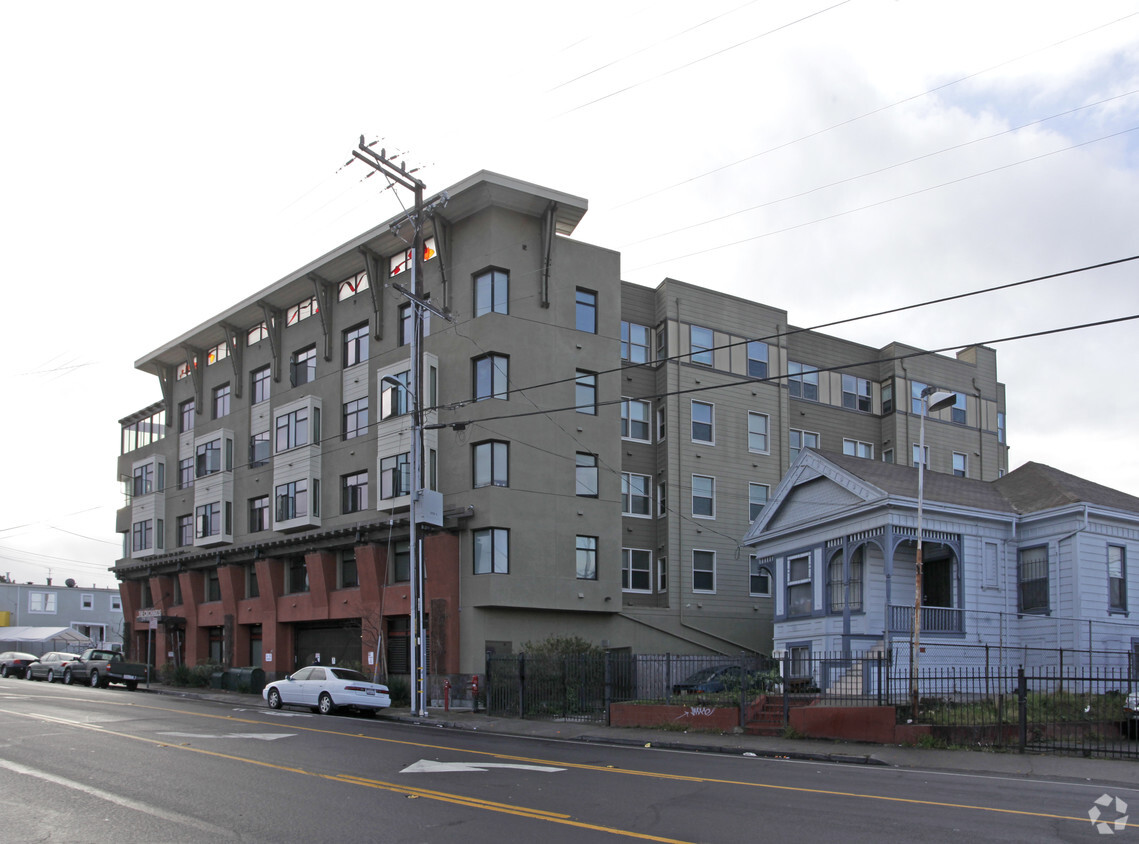 Building Photo - The Orchards on Foothill