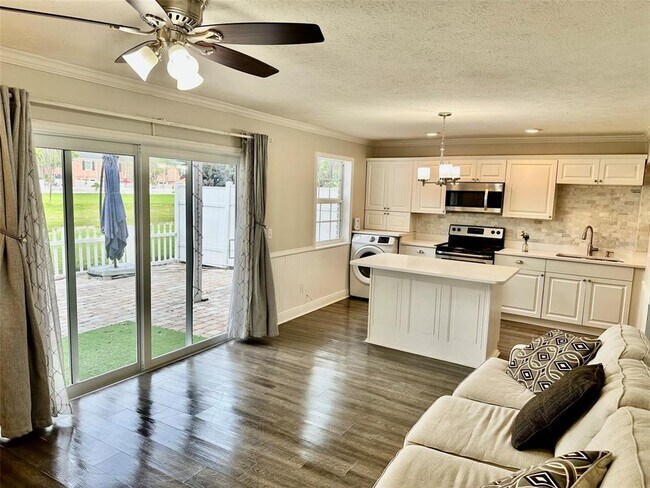 Foto del edificio - 13731 Juniper Blossom Dr