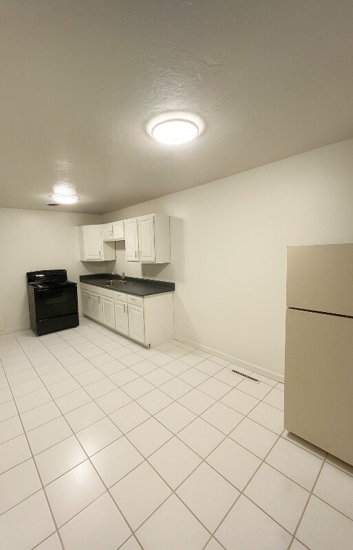 Foto del edificio - 831 E Stratford Ave