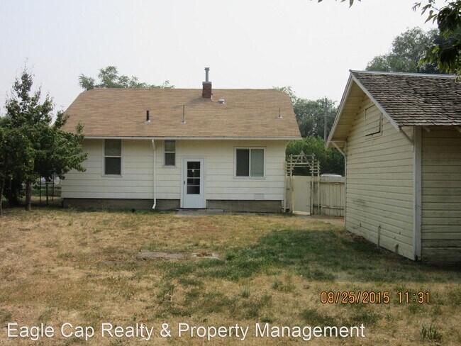 Foto del edificio - 3 br, 1 bath House - 2512 N 2nd Street