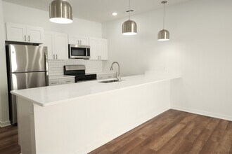 Building Photo - Gretna Landing