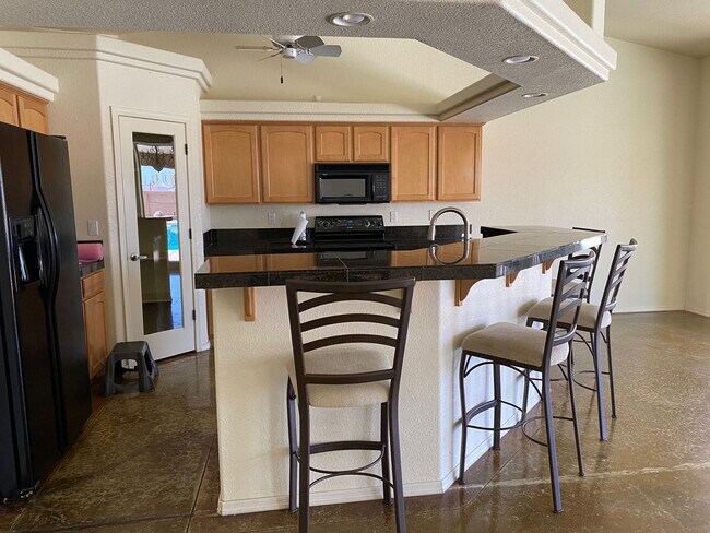 Foto del edificio - 4 Bedroom - 4 Bath Pool Home