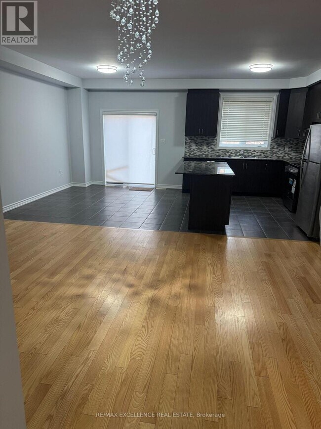 Building Photo - 25 Sail Rd