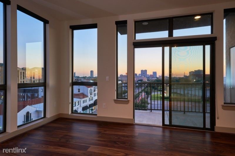 Primary Photo - 1 br, 1 bath Apartment - 3901 Main St 649