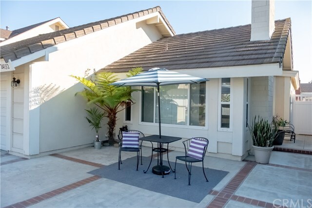Foto del edificio - 24132 Big Timber St