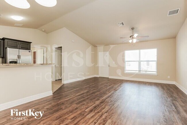 Foto del edificio - 630 SW 25th Terrace