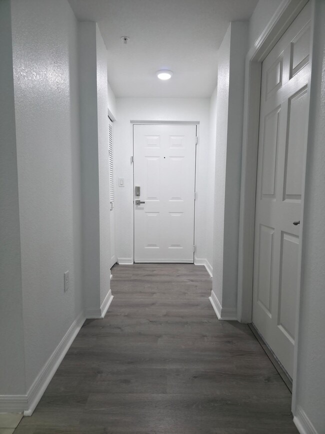 Building Photo - 2805 Veronia Dr