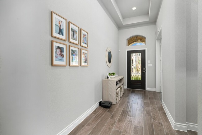 Foto del edificio - 6105 Fadden Rd