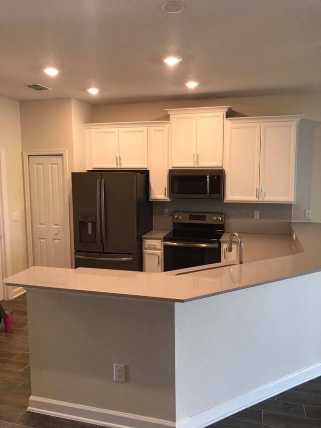 Foto del edificio - 3541 Belland Cir