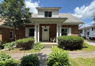 Building Photo - 94 Lingle St