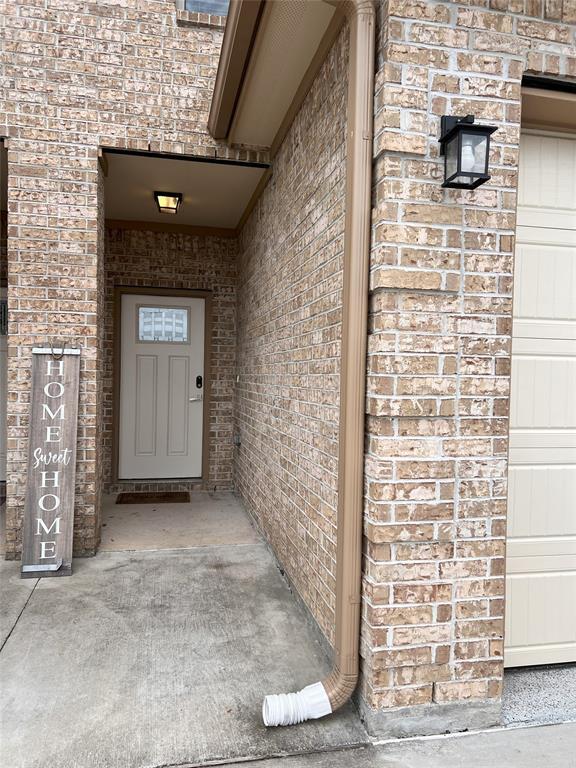 Building Photo - 3803 W Orem Dr