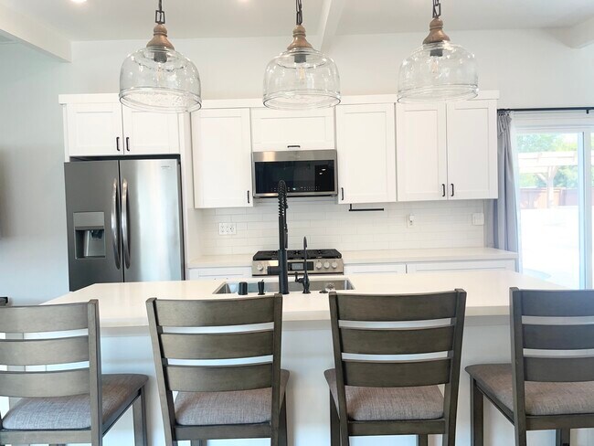 Building Photo - 8185 Cinderella Pl