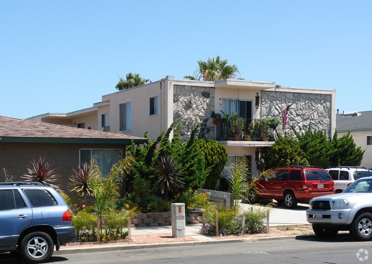 Building Photo - 4712 W Point Loma Blvd