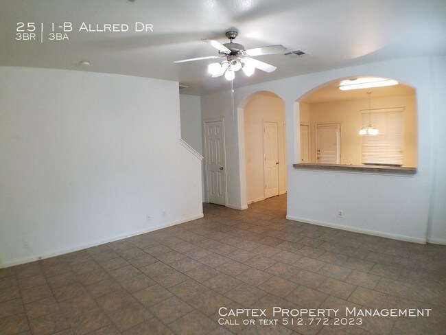 Building Photo - 2511 Allred Dr