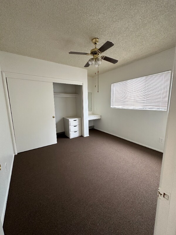 Foto del edificio - 11914 Downey Ave