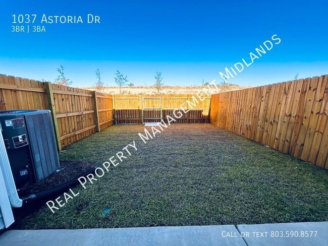 Building Photo - 1037 Astoria Dr