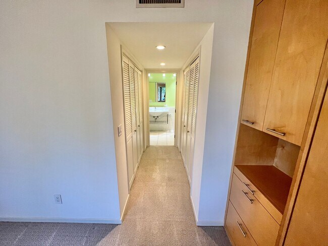 Foto del edificio - Spacious 3BR Bluff Heights Home | Gated Yard, Garage & Modern Upgrades