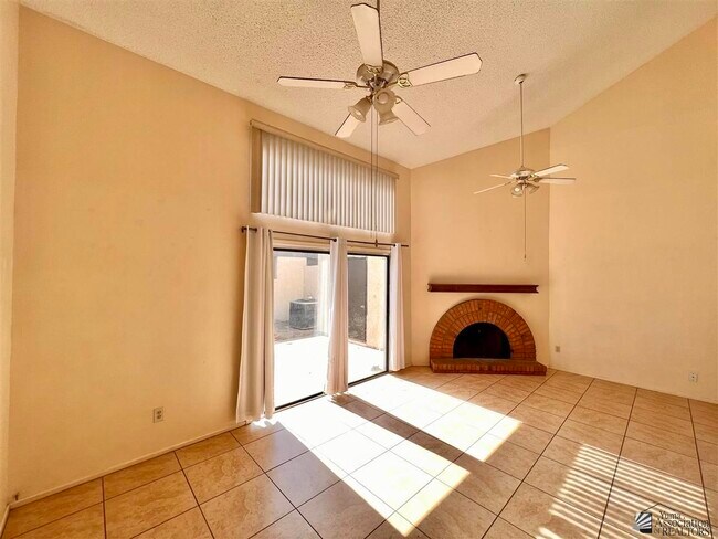 Foto del edificio - 2045 S 14th Ave