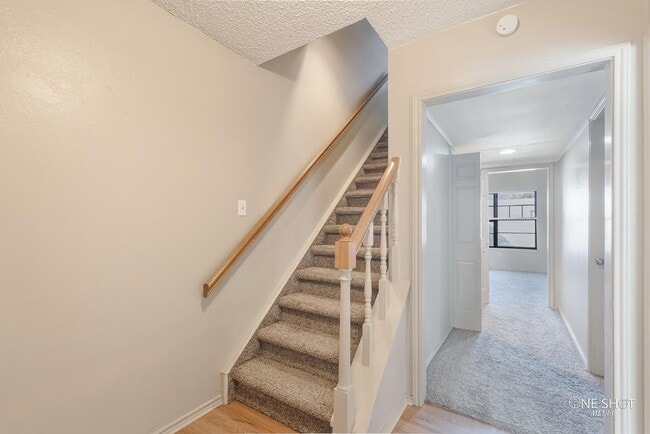 Foto del edificio - 210 Washington Blvd